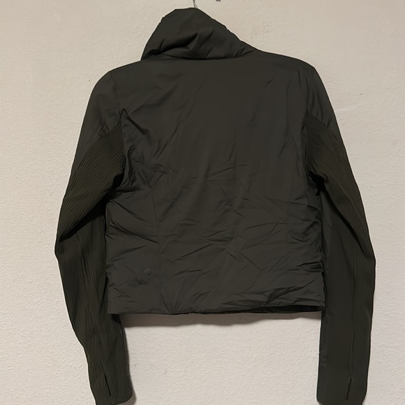 Lululemon city jacket - Picture 10 of 11